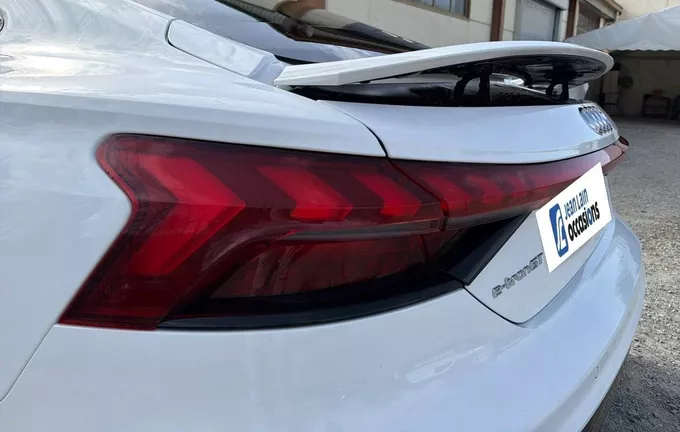 AUDI E-TRON GT 476 ch quattro e-tron photo 19 560326