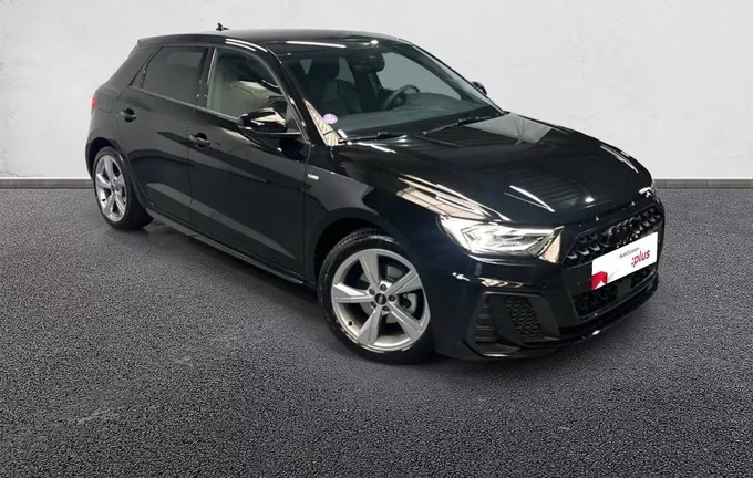 AUDI A1 Sportback 30 TFSI 116 ch S tronic 7 S Line extérieur trois quart avant droit 2131465