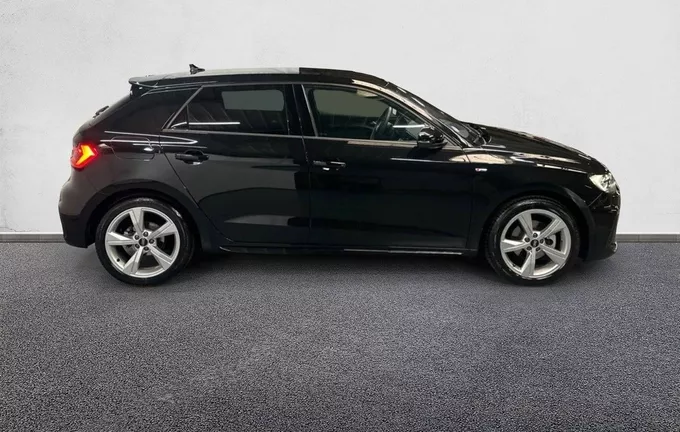 AUDI A1 Sportback 30 TFSI 116 ch S tronic 7 S Line extérieur côté droit 2131465