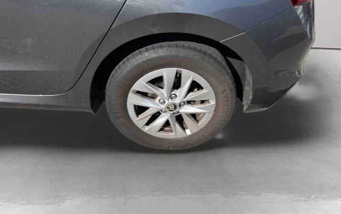 SKODA FABIA 1.0 TSI 95 ch BVM5 Ambition photo 9 2132495