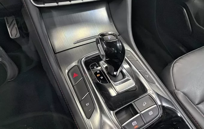 MG EHS 1.5T GDI PHEV Luxury photo 13 600896