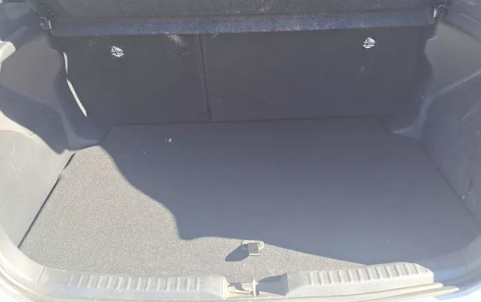 TOYOTA YARIS Hybride 116h Design photo 10 1104048