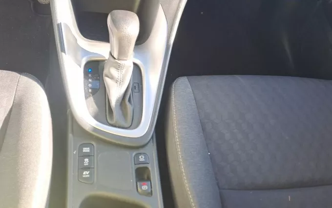 TOYOTA YARIS Hybride 116h Design photo 13 1104048