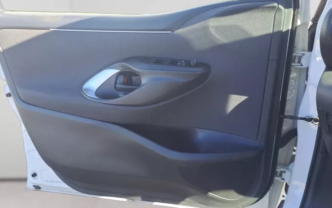 TOYOTA YARIS Hybride 116h Design photo 20 1104048