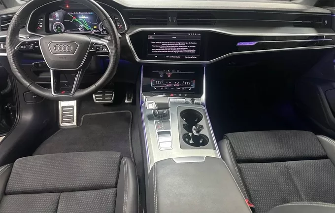 AUDI A6 50 TFSIe 299 ch S tronic 7 Quattro S line photo 18 2128690