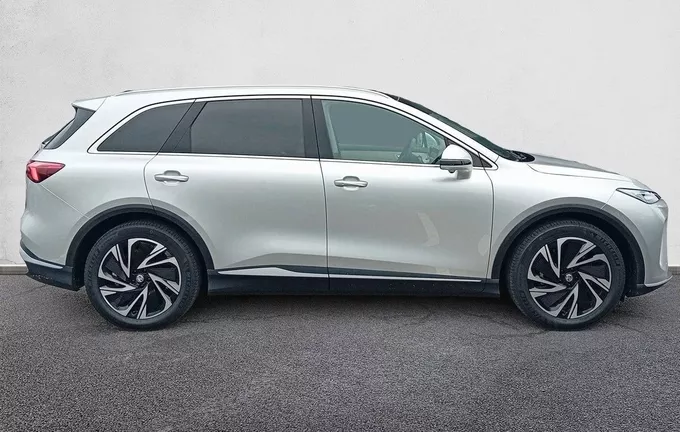 MG MGS6 EV MGS6 EV Luxury extérieur côté droit 9918
