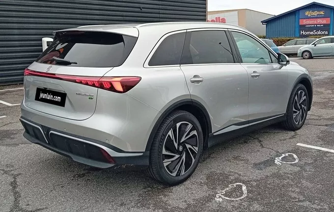 MG MGS6 EV MGS6 EV Luxury photo 23 9918