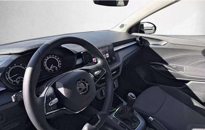 SKODA FABIA 1.0 MPI 65 ch BVM5 Ambition photo 13 2125036