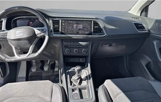 SEAT ATECA 1.0 TSI 110 ch Start/Stop Urban Advanced extérieur trois quart avant droit 2131194