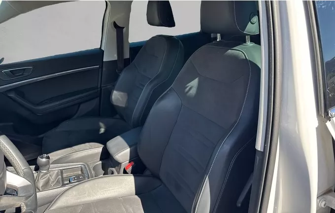 SEAT ATECA 1.0 TSI 110 ch Start/Stop Urban Advanced extérieur trois quart arrière droit 2131194