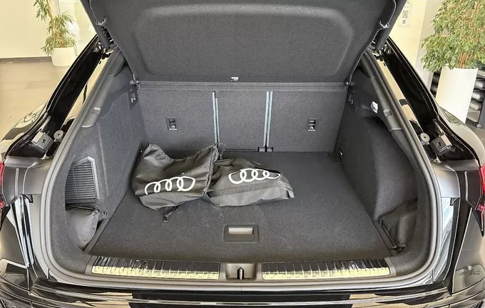 AUDI Q3 Sportback e-hybrid 272 ch S tronic 6 S line photo 10 6078