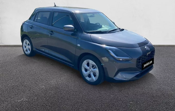SUZUKI SWIFT 1.2 Dualjet Hybrid Auto Privilège extérieur trois quart avant droit 754520