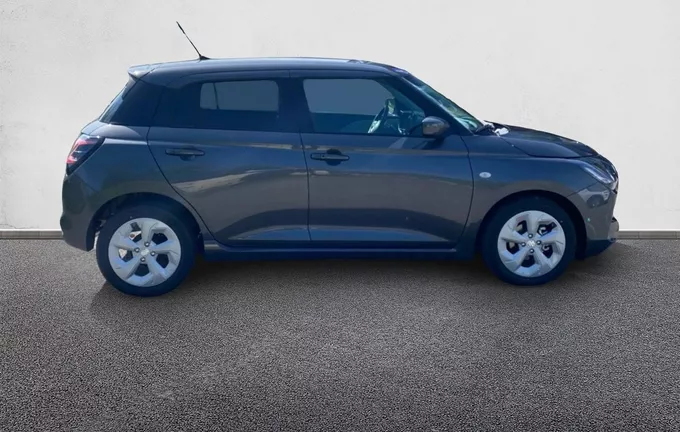 SUZUKI SWIFT 1.2 Dualjet Hybrid Auto Privilège extérieur côté droit 754520