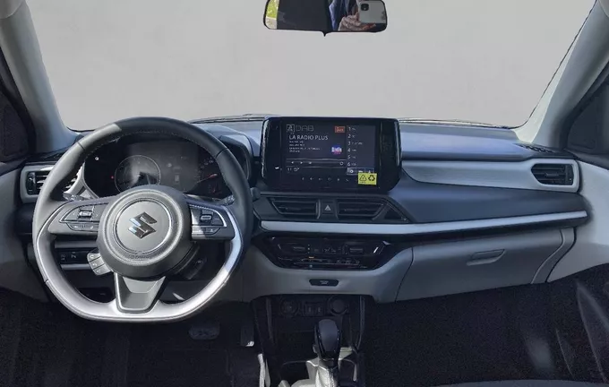 SUZUKI SWIFT 1.2 Dualjet Hybrid Auto Privilège photo 18 754520