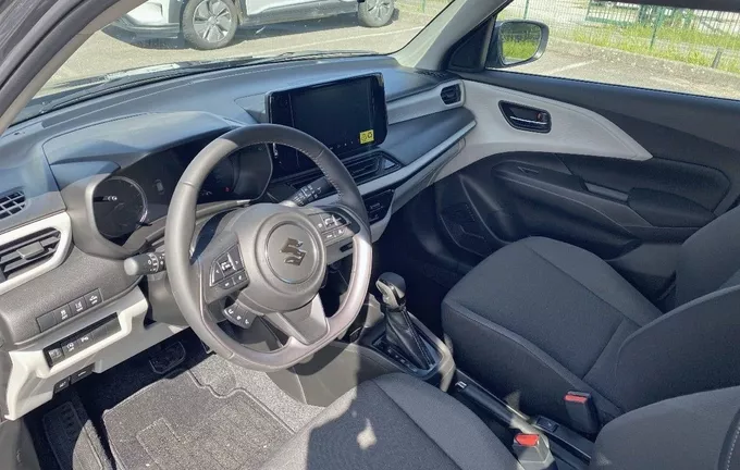SUZUKI SWIFT 1.2 Dualjet Hybrid Auto Privilège photo 27 754520