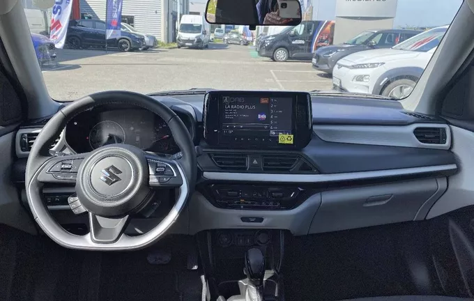 SUZUKI SWIFT 1.2 Dualjet Hybrid Auto Privilège photo 28 754520