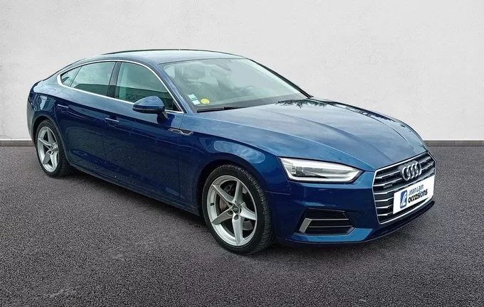 AUDI A5 Sportback V6 3.0 TDI 272 Tiptronic 8 Quattro Business Line extérieur trois quart avant droit 550602