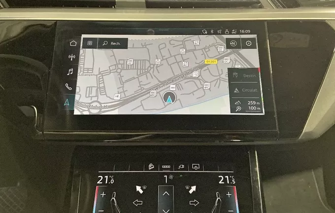 AUDI E-TRON 55 quattro 408 ch S line photo 15 2128022