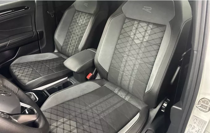 VOLKSWAGEN T-ROC 1.5 TSI EVO2 150 Start/Stop DSG7 R-Line Edition extérieur trois quart arrière droit 2125152