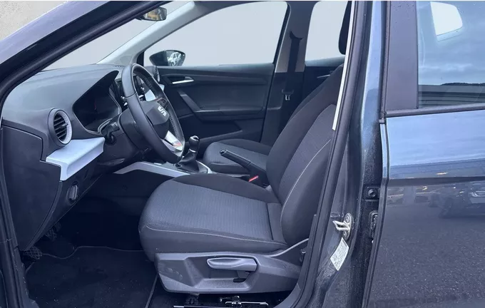 SEAT ARONA 1.0 TSI 95 ch Start/Stop BVM5 Copa extérieur trois quart arrière droit 2123537
