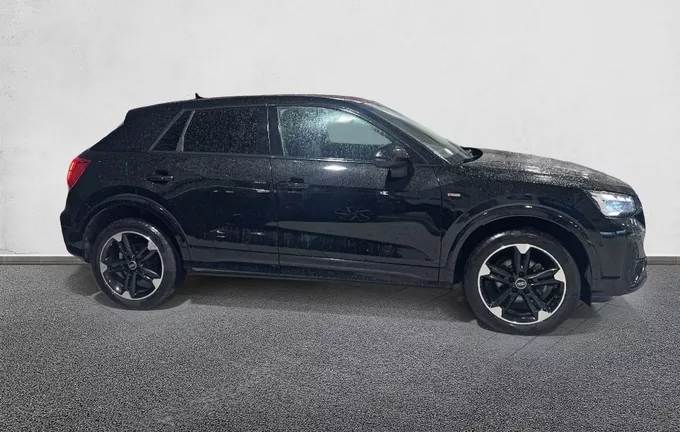AUDI Q2 35 TFSI 150 S tronic 7 S line Plus extérieur côté droit 2131215