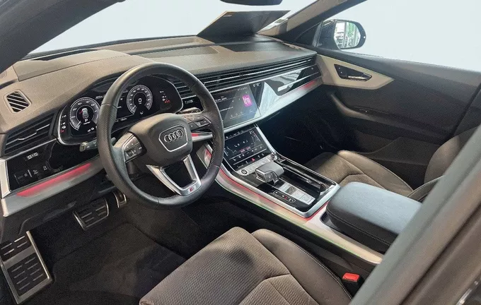 AUDI Q8 60 TFSI e 462 Tiptronic 8 Quattro Compétition photo 10 2130675
