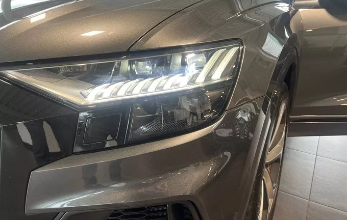 AUDI Q8 60 TFSI e 462 Tiptronic 8 Quattro Compétition photo 21 2130675