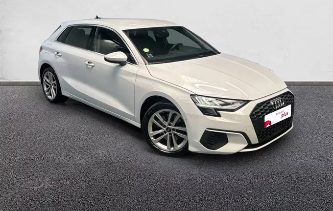 AUDI A3 Sportback 35 TDI 150 Design extérieur trois quart avant droit 2131370
