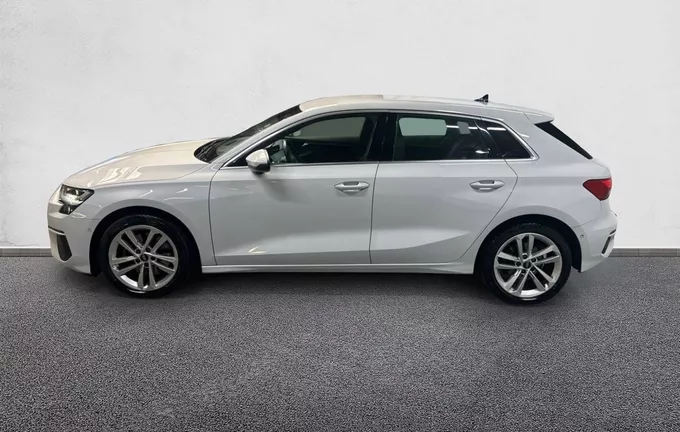 AUDI A3 Sportback 35 TDI 150 Design extérieur côté gauche 2131370