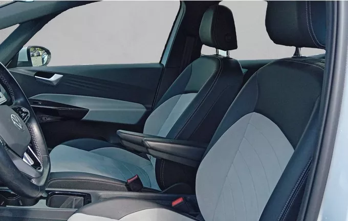 VOLKSWAGEN ID.3 145 ch Pro extérieur trois quart arrière droit 560508