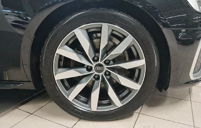 AUDI A4 Avant 35 TDI 163 S tronic 7 S line photo 9 2125227