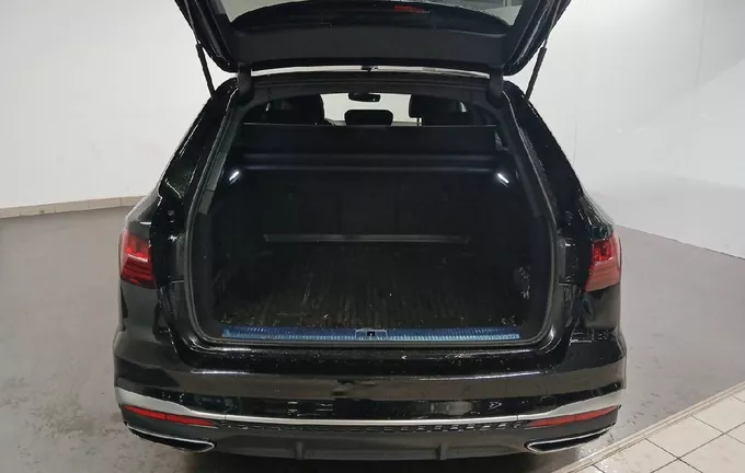 AUDI A4 Avant 35 TDI 163 S tronic 7 S line photo 10 2125227