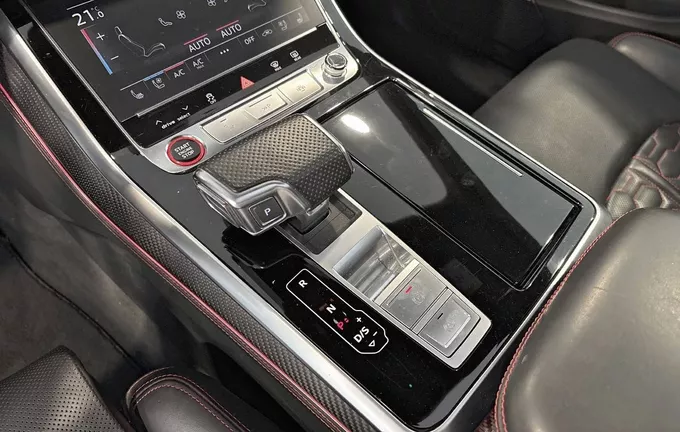 AUDI RS Q8 TFSI 600 ch Tiptronic 8 Quattro photo 13 2129571