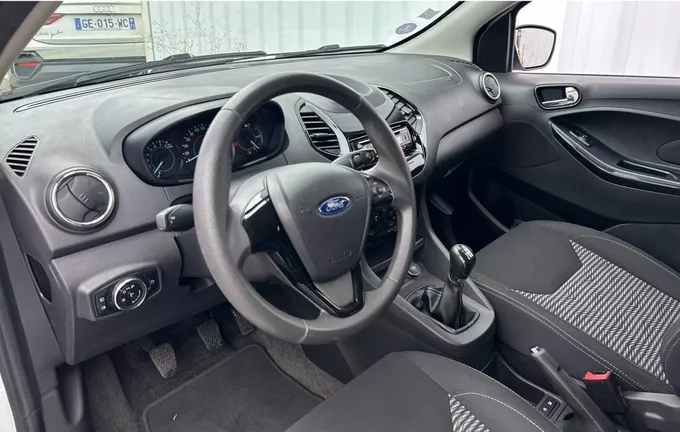 FORD KA+ 1.2 70 ch S&S Essential photo 13 213529