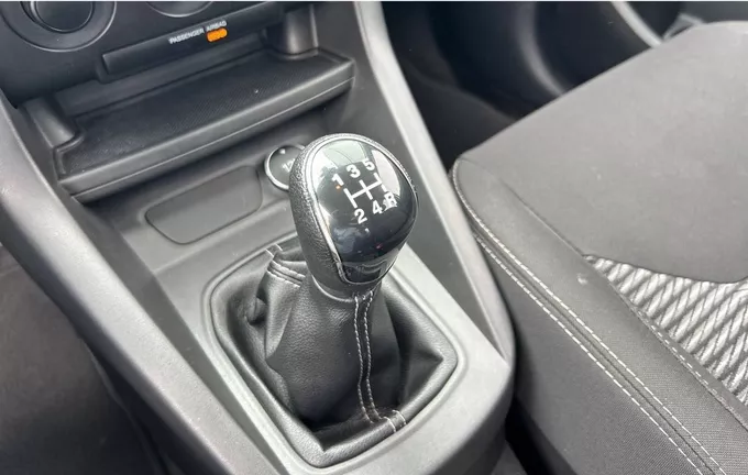 FORD KA+ 1.2 70 ch S&S Essential photo 16 213529