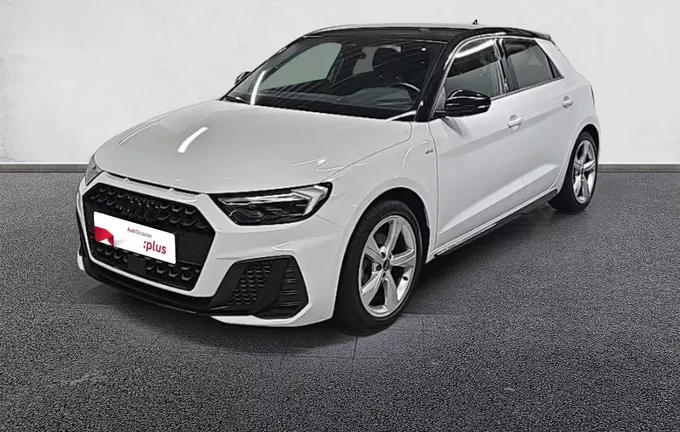 AUDI A1 Sportback 30 TFSI 110 ch S tronic 7 S Line extérieur trois quart avant gauche 2127535