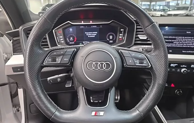 AUDI A1 Sportback 30 TFSI 110 ch S tronic 7 S Line photo 12 2127535