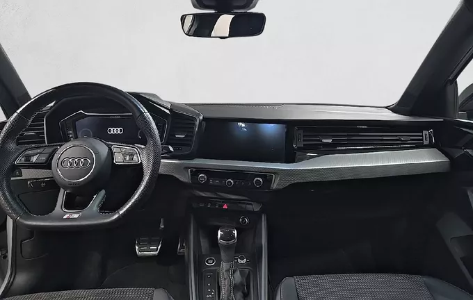 AUDI A1 Sportback 30 TFSI 110 ch S tronic 7 S Line photo 18 2127535