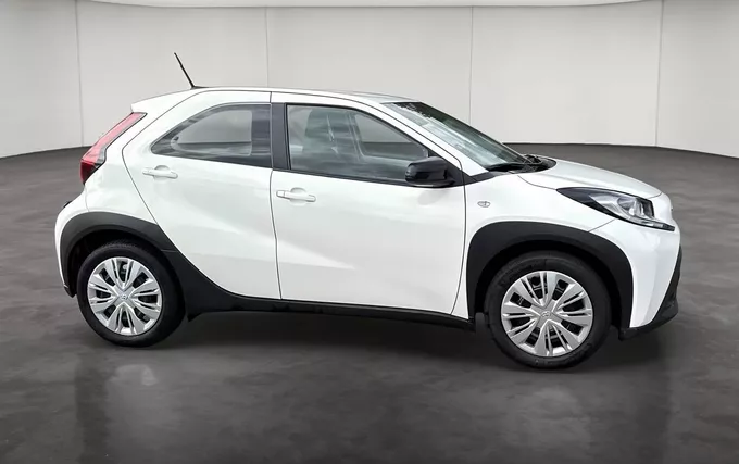 TOYOTA AYGO X 1.0 VVT-i 72 Dynamic extérieur côté droit 1103946