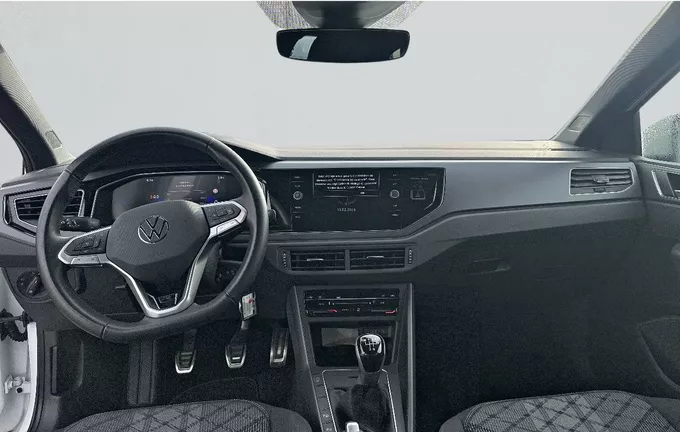 VOLKSWAGEN POLO 1.0 TSI 95 S&S BVM5 R-Line Edition extérieur trois quart avant droit 2125146