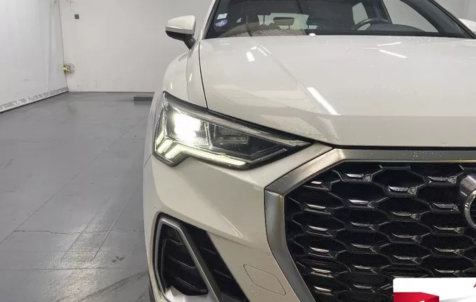 AUDI Q3 Sportback 35 TFSI 150 ch S line photo 19 2127466