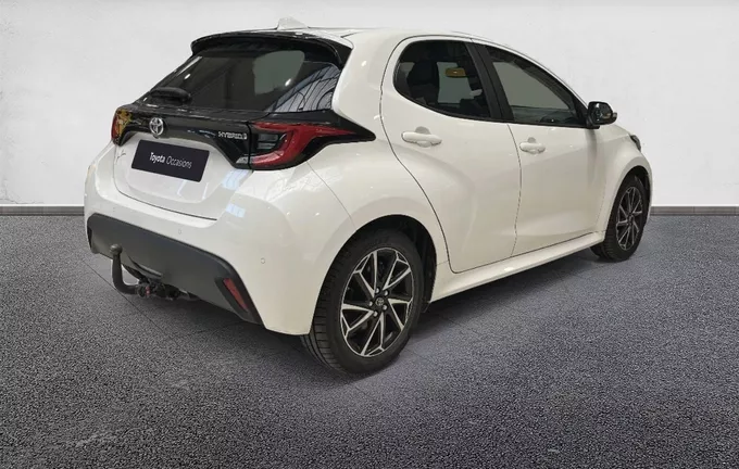 TOYOTA YARIS Hybride 116h Design extérieur trois quart arrière droit 1103711