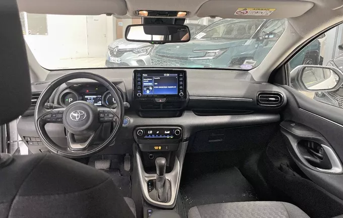 TOYOTA YARIS Hybride 116h Design photo 18 1103711