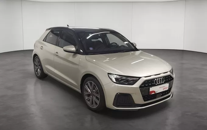 AUDI A1 Sportback 30 TFSI 110 ch S tronic 7 Advanced 2 extérieur trois quart avant droit 2131613