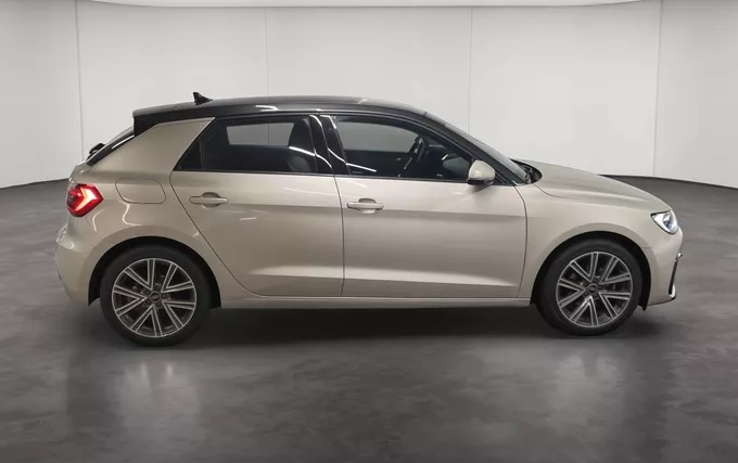 AUDI A1 Sportback 30 TFSI 110 ch S tronic 7 Advanced 2 extérieur côté droit 2131613