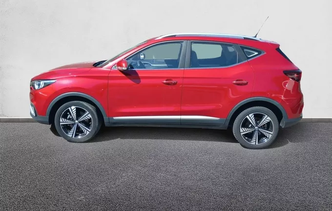 MG ZS EV 44.5 kWh Luxury extérieur côté gauche 601239