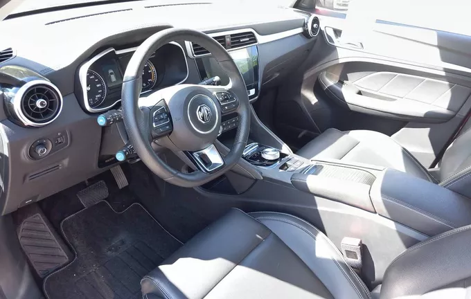 MG ZS EV 44.5 kWh Luxury photo 11 601239
