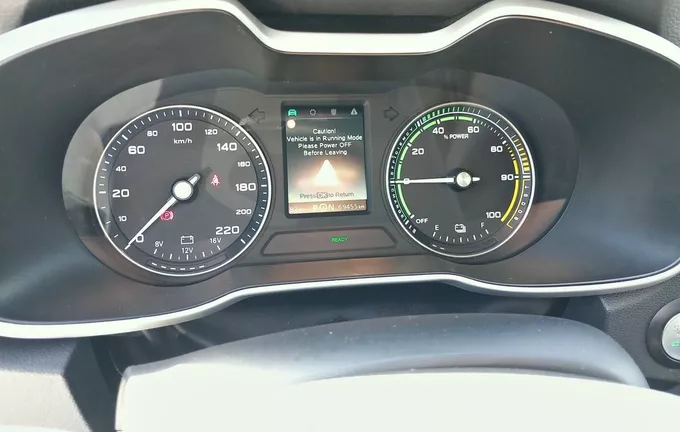 MG ZS EV 44.5 kWh Luxury photo 16 601239