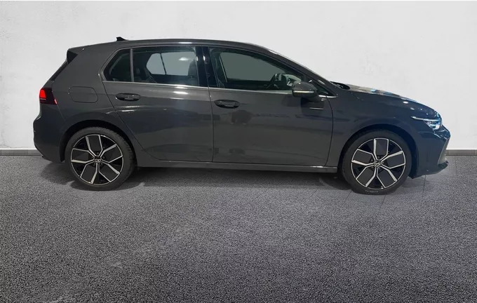 VOLKSWAGEN GOLF 1.5 eTSI EVO2 116 DSG7 Style extérieur côté droit 2129398