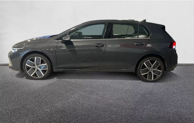 VOLKSWAGEN GOLF 1.5 eTSI EVO2 116 DSG7 Style extérieur trois quart arrière gauche 2129398